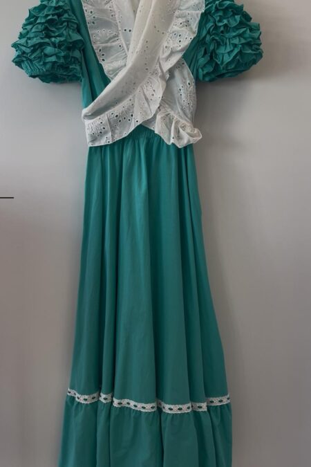 Vestido turquesa manga de farol con piquillo estampado más flor regalo