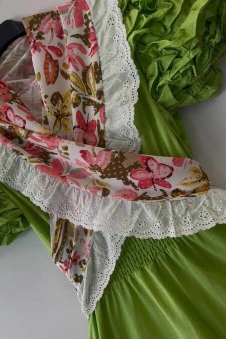 Piquillo estampado verde con tirabordada