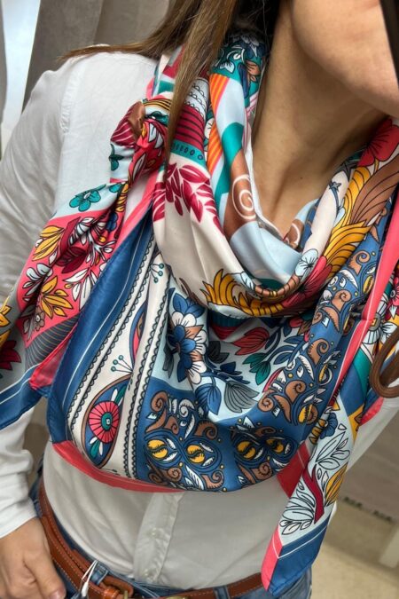 Pañuelos estampados variados