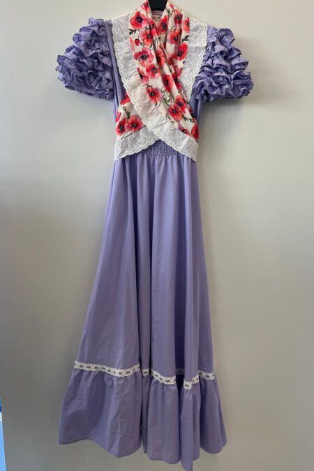 Vestido  malva manga de farol con piquillo estampado más flor regalo