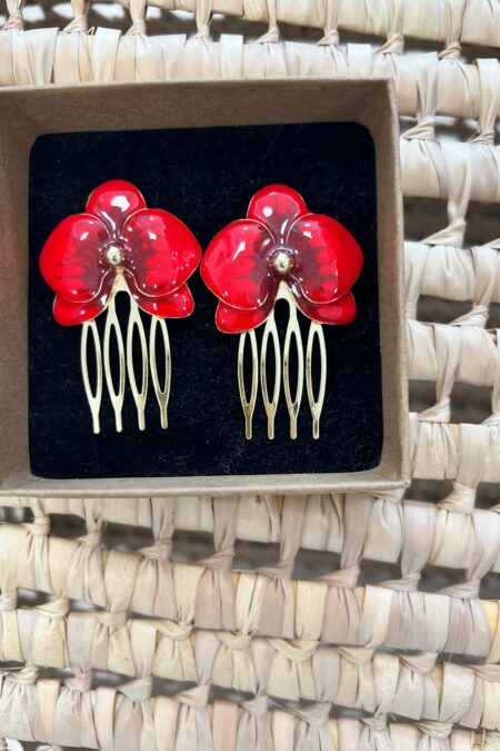 Peinecillo flor esmaltada roja